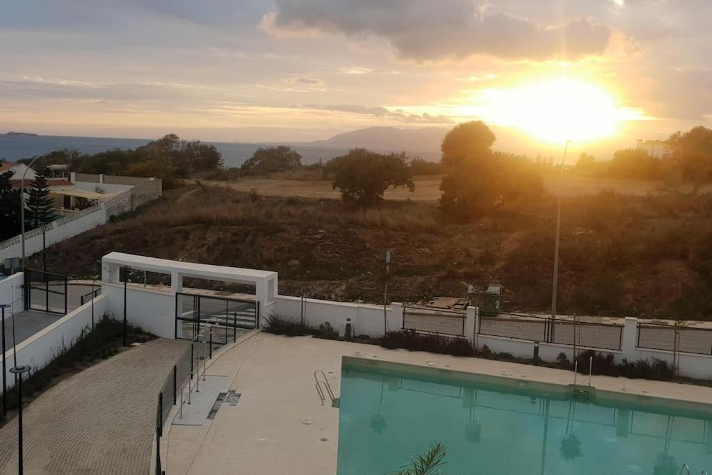 Apartament Atico Con Piscina, Golf, Vistas Al Mar Torre de Benagalbon Zewnętrze zdjęcie