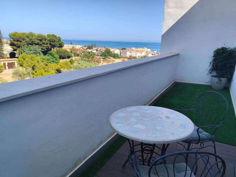 Apartament Atico Con Piscina, Golf, Vistas Al Mar Torre de Benagalbon Zewnętrze zdjęcie