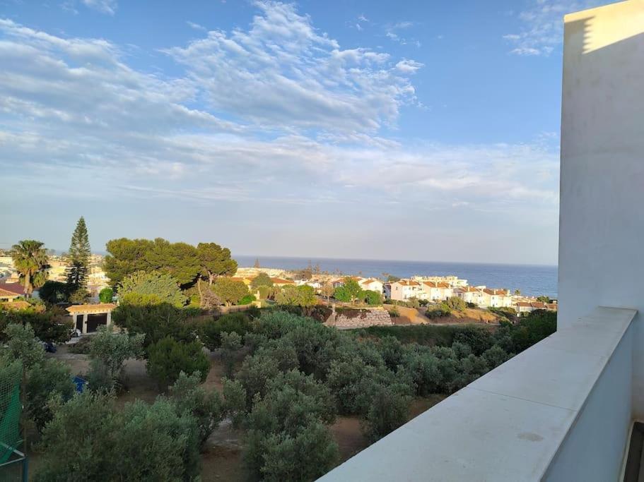 Apartament Atico Con Piscina, Golf, Vistas Al Mar Torre de Benagalbon Zewnętrze zdjęcie