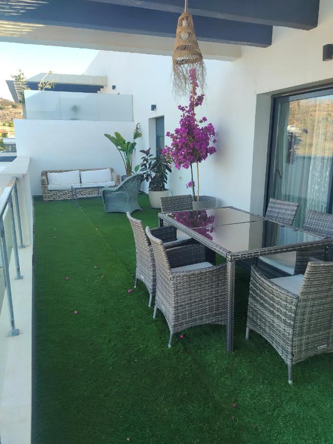 Apartament Atico Con Piscina, Golf, Vistas Al Mar Torre de Benagalbon Zewnętrze zdjęcie